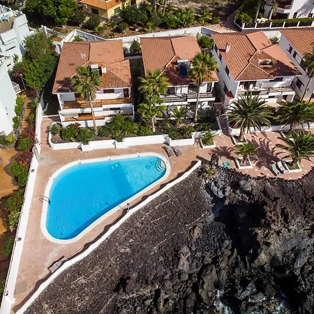 Ocean Front Two Bedroom * Puerto de Santiago (Tenerife)